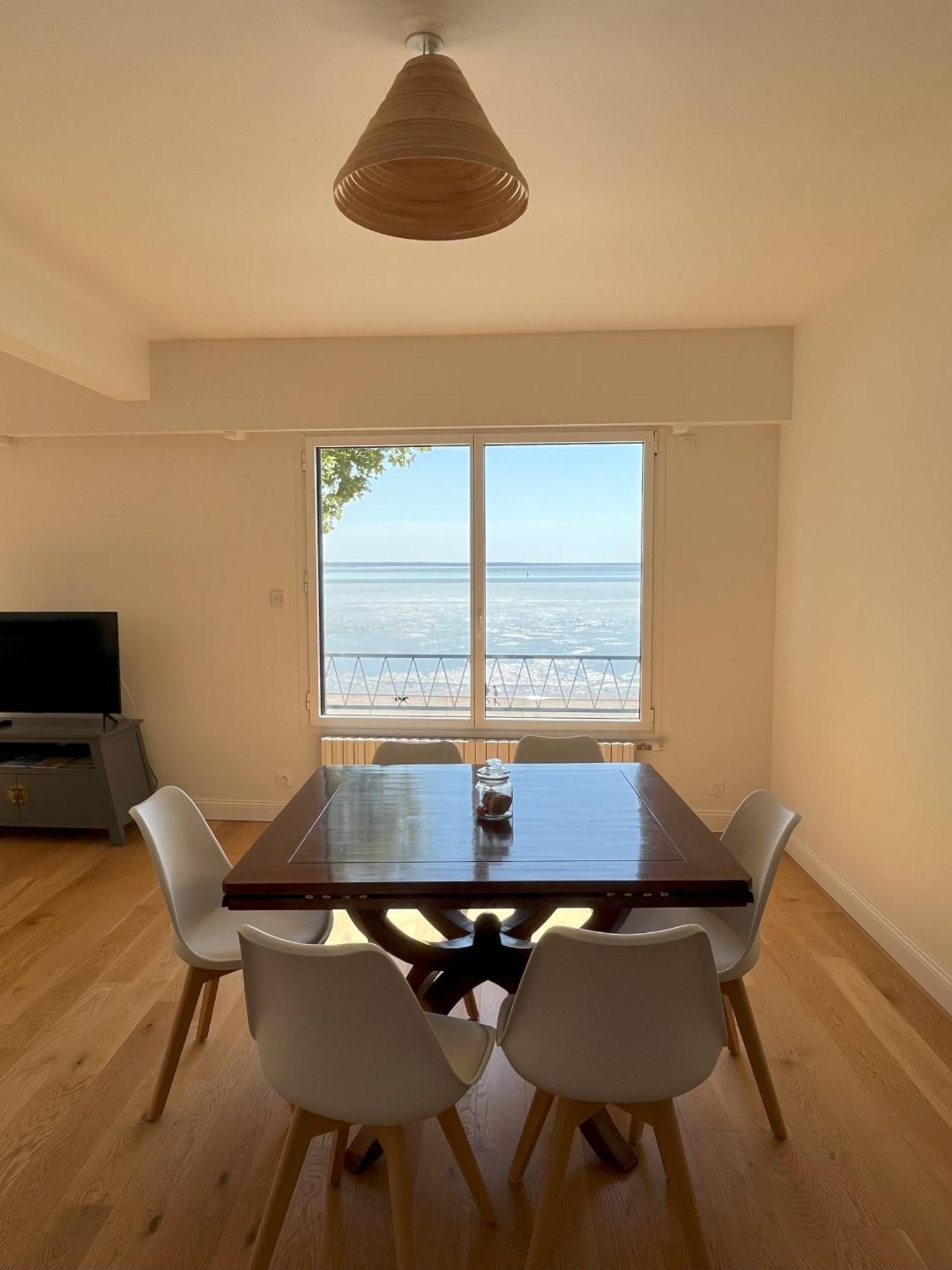 Villa Aziliz - Face Mer Saint-Nazaire  Room photo